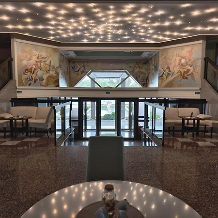 索尔米奥酒店 诺威萨 外观 照片